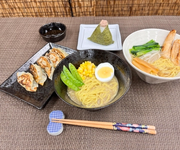 Kyoto: Ramen, Gyoza, and Onigiri Cooking Class