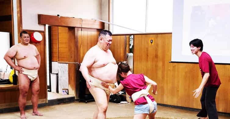 Osaka: Sumo Experience with Live Show & Audience Challenge photo 4