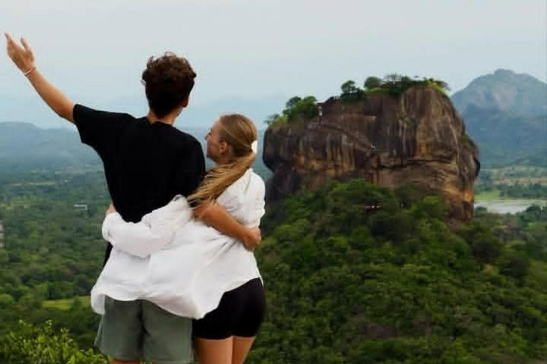 Kandy: Dambulla, Sigiriya, and Village Safari Day Tour