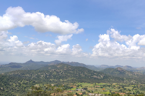 From Bengaluru: Gudibande Fort, Avala Betta & Adiyogi Tour
