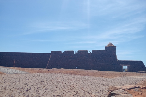 Praia: Old Town Tour with a Local Guide – Nha Terra Experience