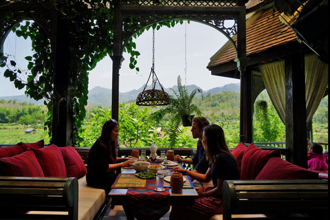 Luang Prabang: E-Mountainbike Tour with Waterfall & Lunch