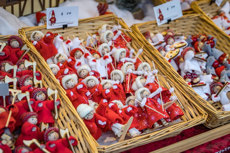 Zurich Christmas Market & Old Town Food Experience
