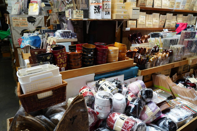 Tokyo: Tsukiji Fish Market Morning Tour with Local