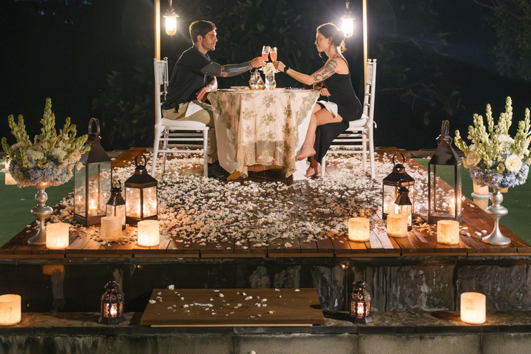 Ubud: Romantic Floating Dinner Under the Stars Ubud: Romantic Floating Dinner Under the Stars - Beef