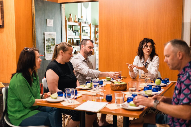 Visite et dégustation d&#039;huile d&#039;olive à Kalamata, Messénie, Grèce