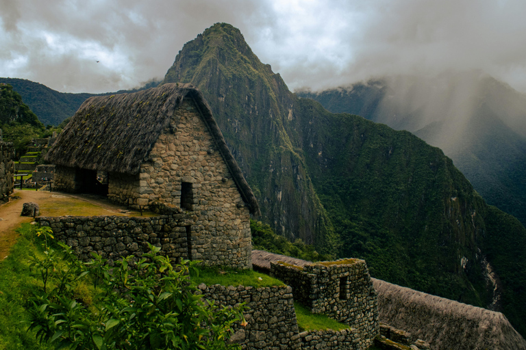 Cusco: 4 Day Jungle Adventure to Machu Picchu