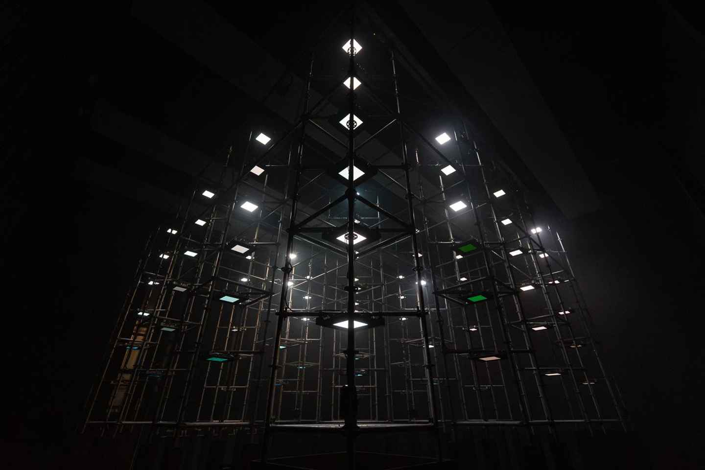 Ámsterdam: Entrada a la exposición 'Still Processing' en Nxt Museum