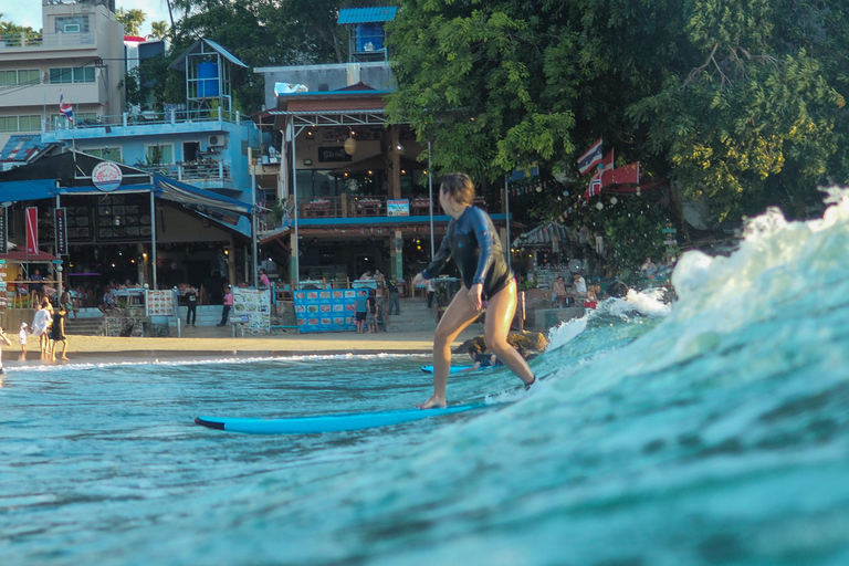 Phuket: Surf Lesson for Beginner in Kata Beach
