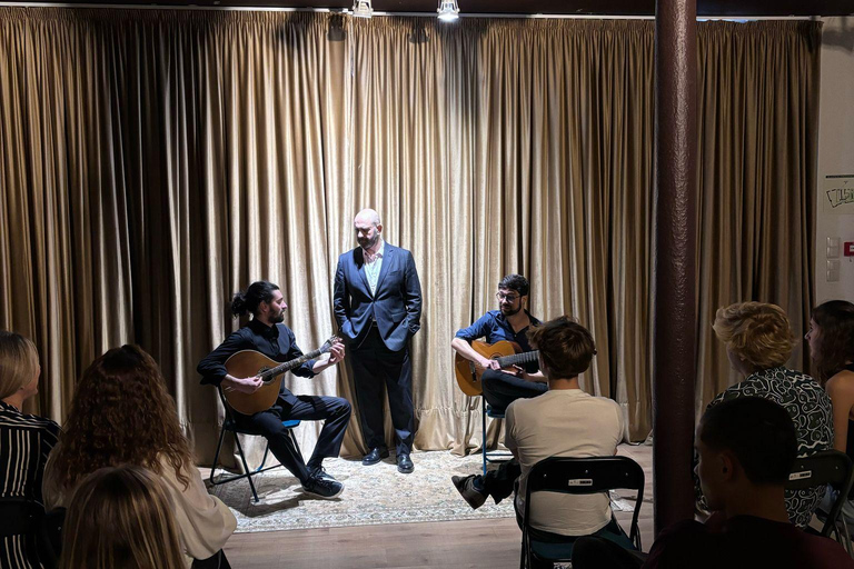 Lisbon: Live Fado Show in Historic Alfama with Port Wine