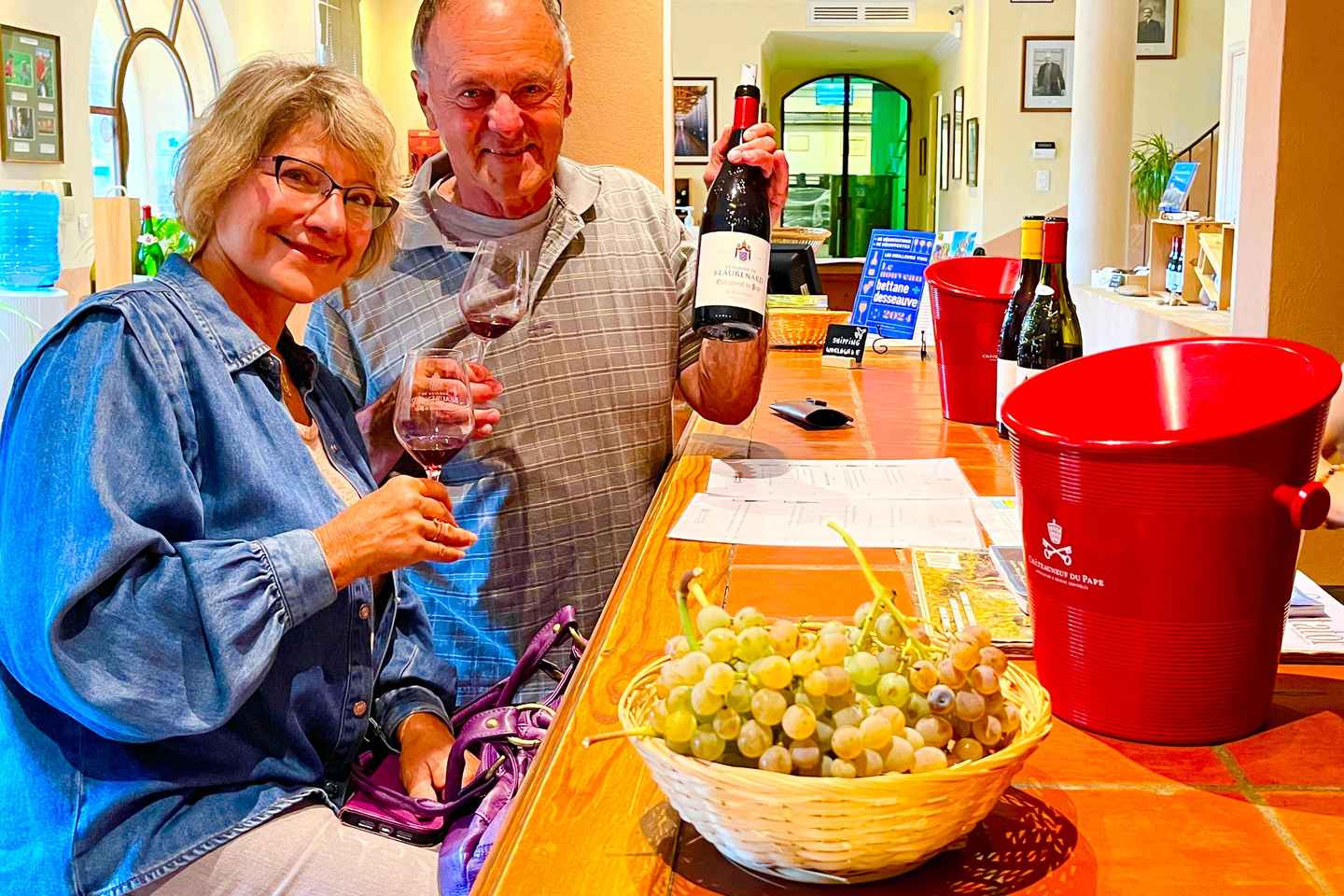 From Avignon: Wine Tour in 3 places inc. Châteauneuf du Pape