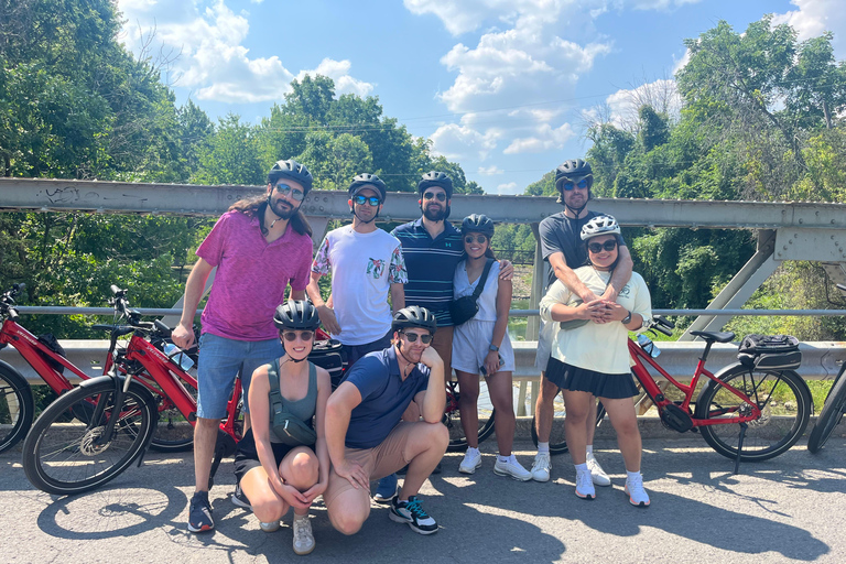 Niagara Benchlands: Ebike Tour with Wine Tastings