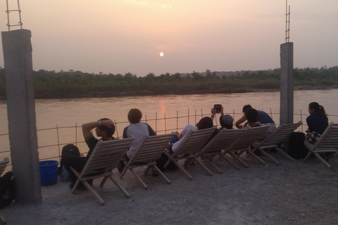 Luxury Chitwan Jungle Safari Package (2Nights/3Days)
