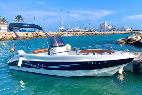 Benalmádena: Boat Rental without License 30 mint trimarchi