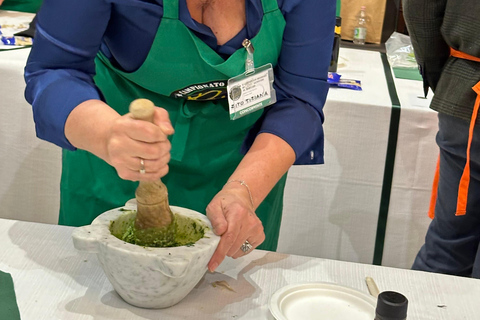 Genoa: Cooking Class Pesto, Gnocchi and Tiramisu with Tiziana