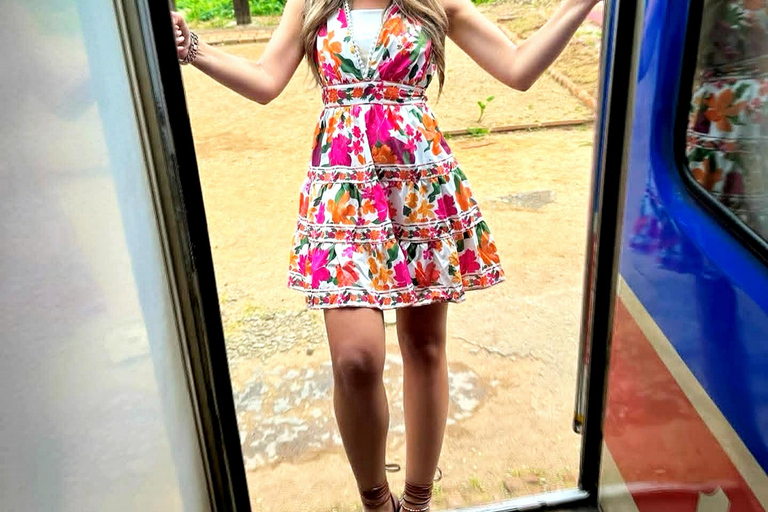 Kandy to Ella: Go by Car to Nanuoya & take the Train to Ella Kandy to Nanuoya Drop By Car & Ella Train Ride (05)