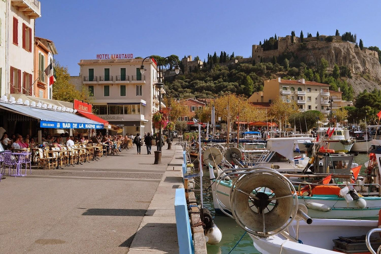 Aix : Safari à Marseille, Cassis et excursion en bateau dans les CalanquesPetit groupe