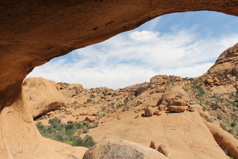 Swakopmund: Maanvallei, Spitzkoppe en schipbreuk combinatietourSwakopmund: Moonvalley, Spitzkoppe en Shipwreck-combinatietour