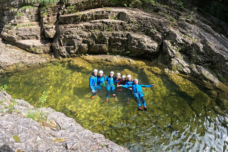 萨尔茨堡：小团体家庭溪降之旅和顶级服务，9岁以上儿童萨尔茨堡：小团体家庭溪降活动，顶级指导，9岁以上儿童
