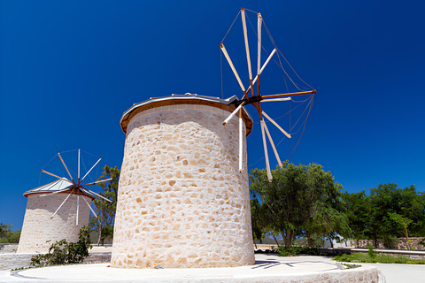 Izmir: Cesme Boat Tour and Alacati Visit