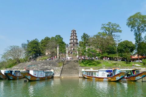 Hue: Royal Tombs and Thien Mu Pagoda Private Guided Tour