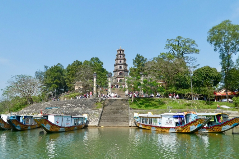 Hue: visite guidée privée des tombes royales et de la pagode Thien Mu