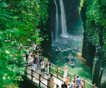 From Kumamoto: Mt. Aso & Takachiho Gorge Tour with Lunch