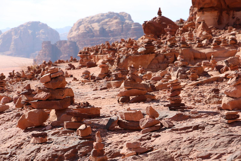 Wadi Rum: Bedouin Desert Tour with Sandboarding