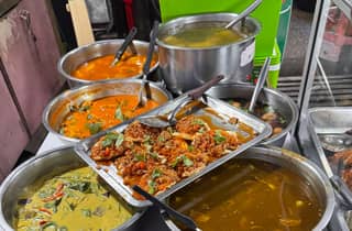 Der Geschmack von Rattanakosin: Morgendliche Foodtour in der Altstadt