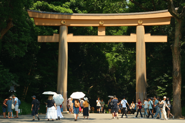 Tokio: wandeltour langs de hoogtepunten van Harajuku en Meiji JinguTijdreizen in Tokio: popcultuur in Harajuku en het Meiji Jingu-heiligdom