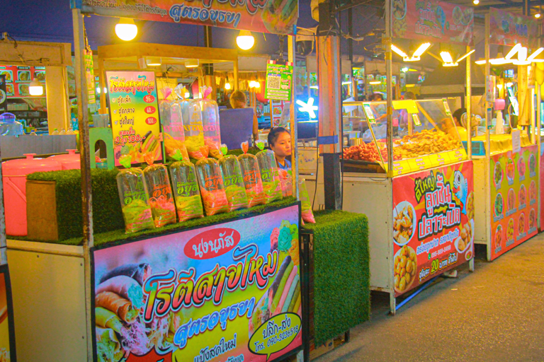 Chiang Mai Wat U Mong, Baan Kang Wat i jedzenie w wykonaniu Songtaew Trio