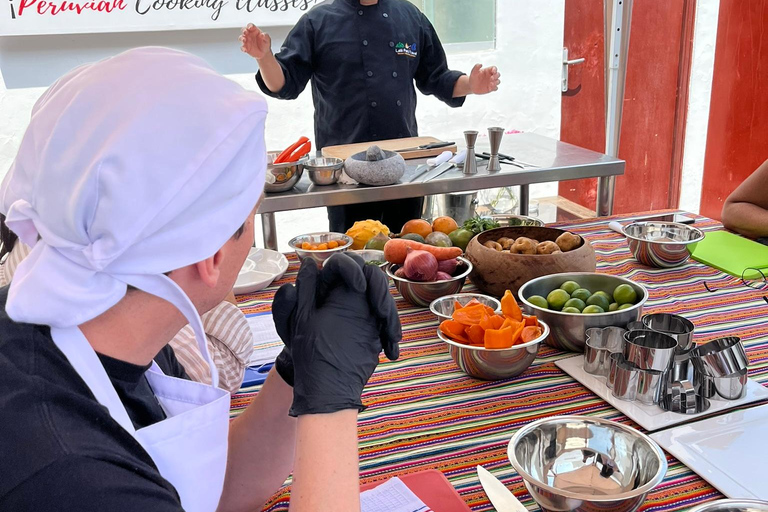 利马 - 米拉弗洛雷斯：秘鲁烹饪课程、皮斯科酸酒与热带水果利马 - 米拉弗洛雷斯：秘鲁烹饪课程、皮斯科酸酒和热带水果
