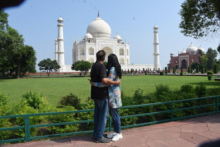 Agra : excursion au Taj Mahal, au fort d’Agra et au Baby TajVisite privative avec voiture, chauffeur, guide et frais d'entrée