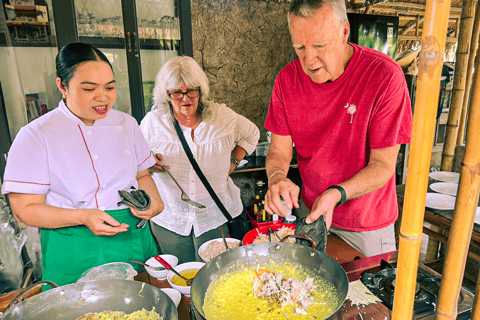 'Cai Rang' Floating Market 2-Day Tour With Biking & Boating Private tour