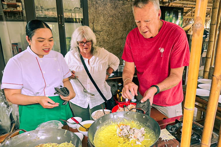 'Cai Rang' Floating Market 2-Day Tour With Biking & Boating Private tour