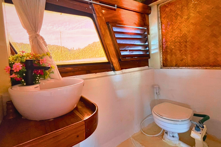 Krabi: Luxury Sunset Cruise to Hong Island Private Tour Half Day : Afternoon Tour