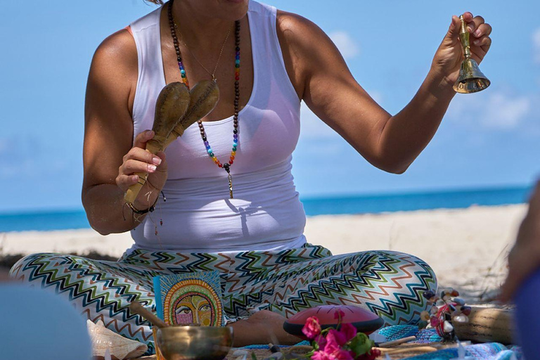 阿鲁巴：海滩声疗与冥想阿鲁巴：海滩上的声音疗愈与冥想