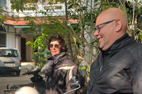 Agra: Evening Guided City Bike Tour with Hotel Pickup