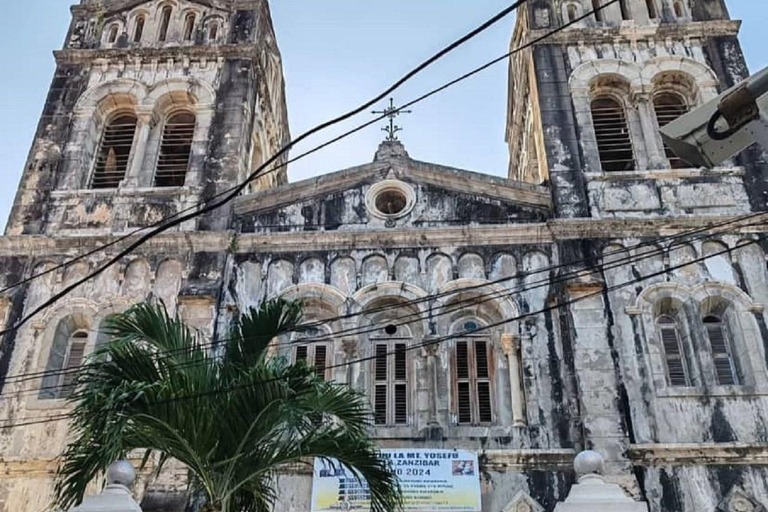 Zanzibar: Stone Town, Prison Island & Spice farm with Lunch Private tour no Hotel pickmup and drop off included