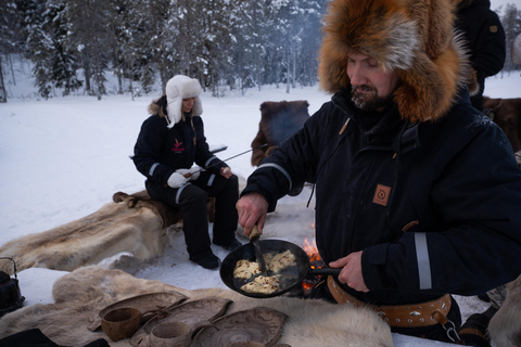 Ranua: Lupland Activity Park Entry with Reindeer Experience