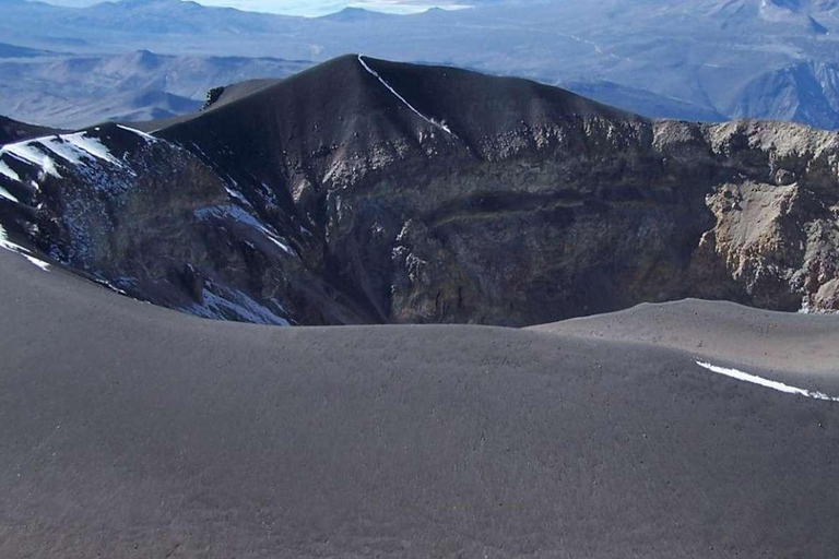 Misti volcano ascent tour Arequipa