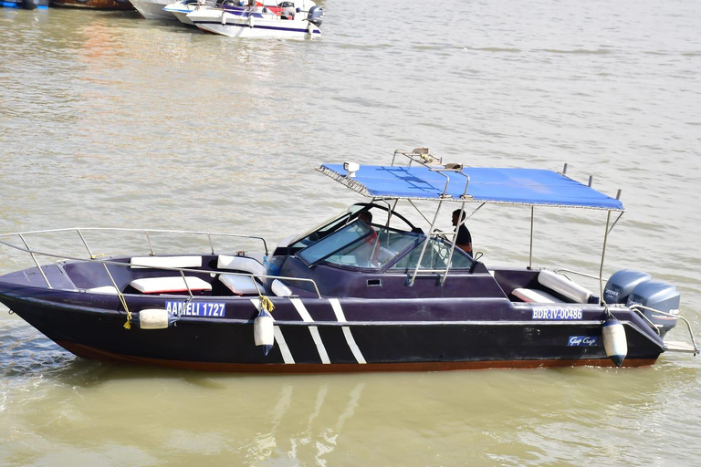 Mumbai: Speedboat Ride with Sunset Views Private Boat for Party