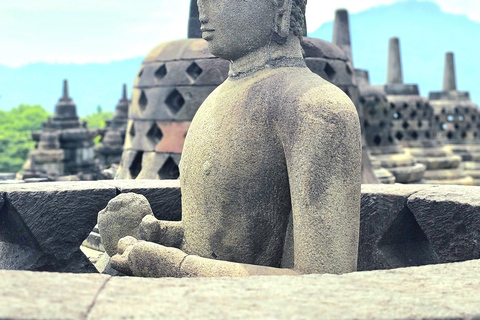 Yogyakarta Selogriyo Trek & Borobudur Drone Adventure