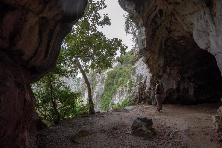 Vanuit Phnom Penh: Dagtrip Kampot naar prachtige plek W/ GidsVoor grote groepsrondreis Kampot dagtrip met gids