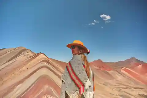Rainbow Mountain and Red Valley Full-Day Tour with Guide