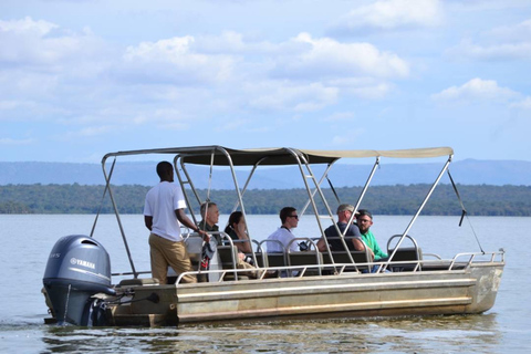 5-Day Wildlife Safari with Kigali City Tour and Lake Kivu.