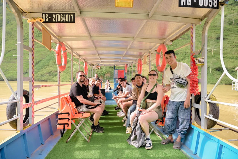 Ha Giang Loop: 3-Day Private Tour by Modern Open-Air Jeep