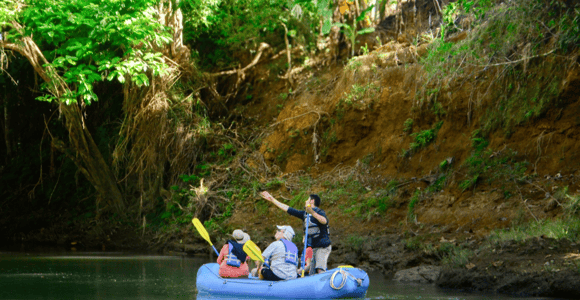 La Fortuna: Rio Penas Blancas Safari Float Tour