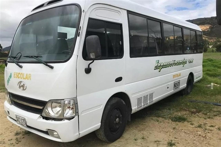 Medellín: Private Airport Transfer