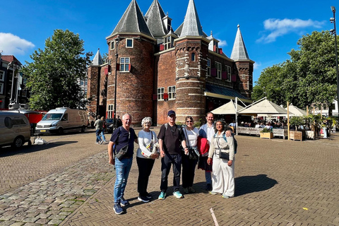 Amsterdam: Small Group Walking Tour with Fun Guide Walking Tour in Amsterdam with Enthusiastic and Fun Guide